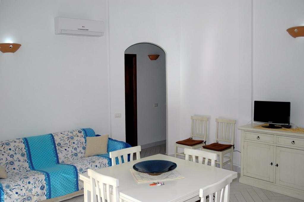 Holiday Homes Stella Marina ซาน เตโอโดโร ห้อง รูปภาพ