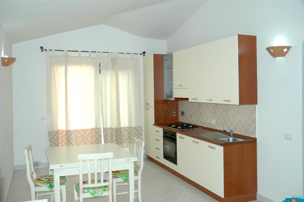Holiday Homes Stella Marina ซาน เตโอโดโร ห้อง รูปภาพ